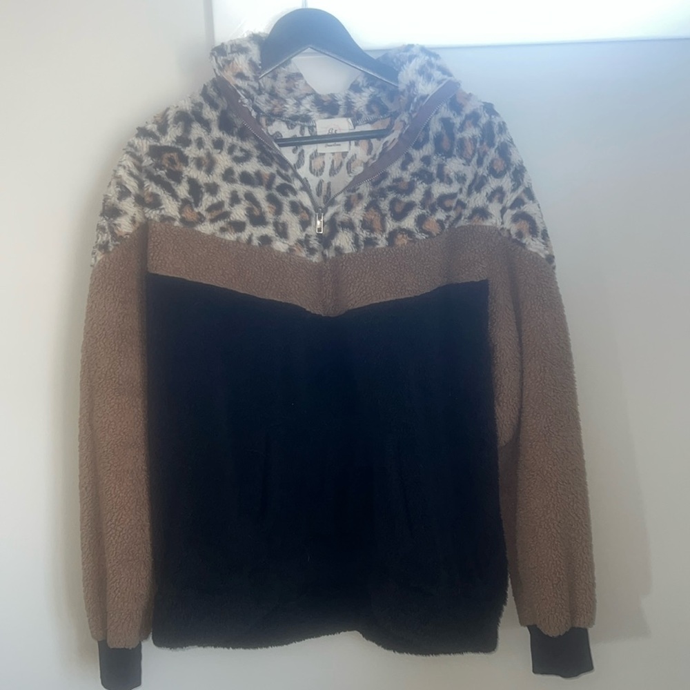 Fuzzy quarter zip